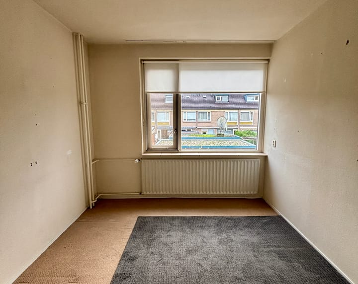 Photo 13 of Catharina van Renneslaan 9