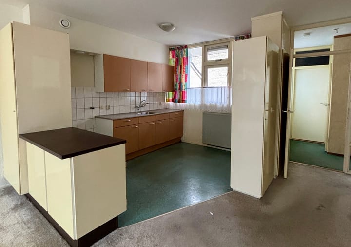 Photo 5 of Hoenlo 23