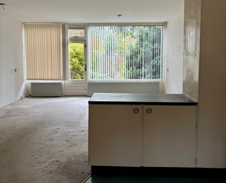 Photo 6 of Hoenlo 23