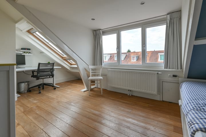 Photo 42 of Saturnusstraat 18