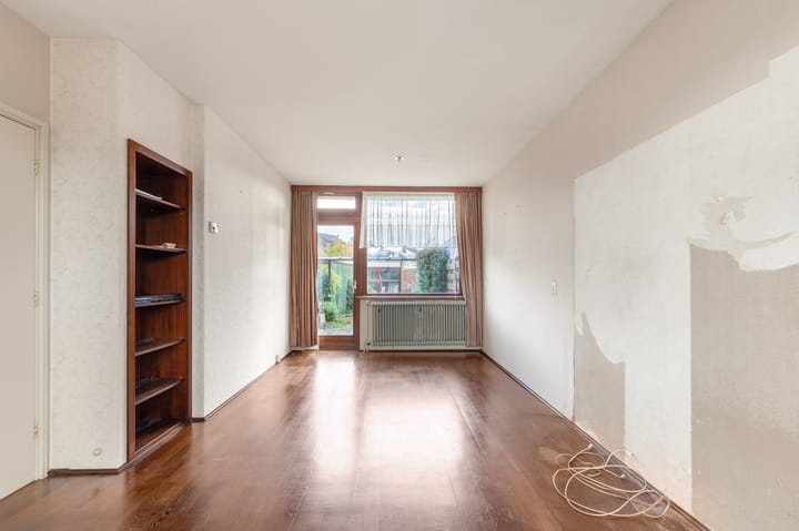 Photo 12 of Willem de Zwijgerlaan 122