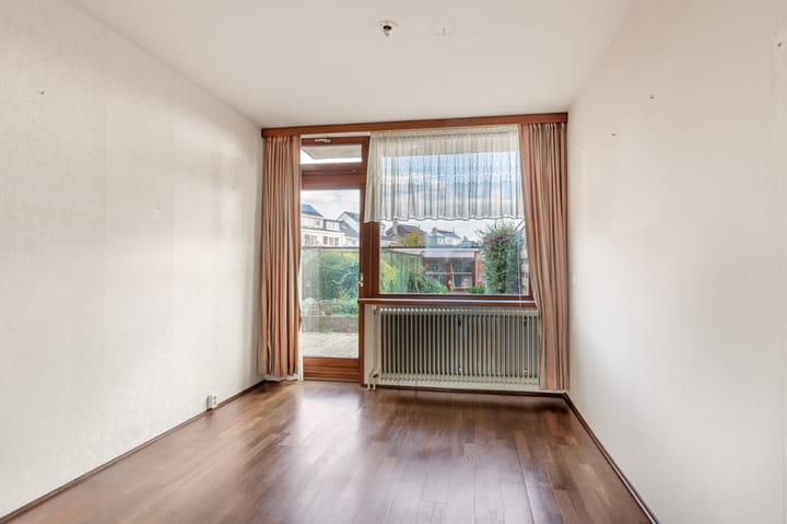 Photo 13 of Willem de Zwijgerlaan 122