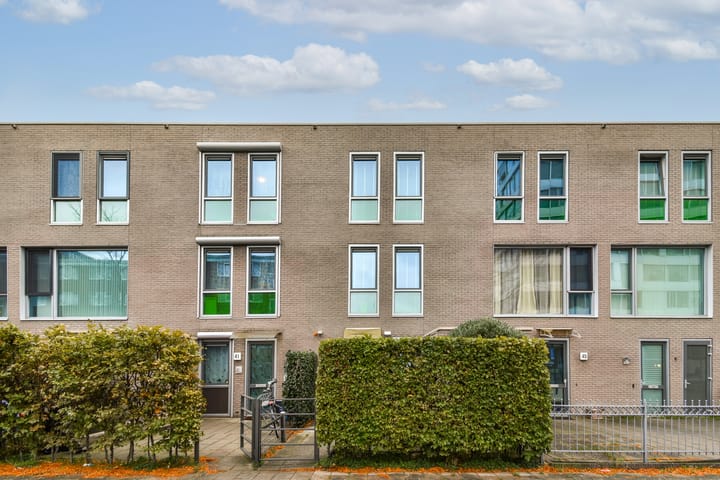 Photo 22 of Bart Poesiatstraat 43