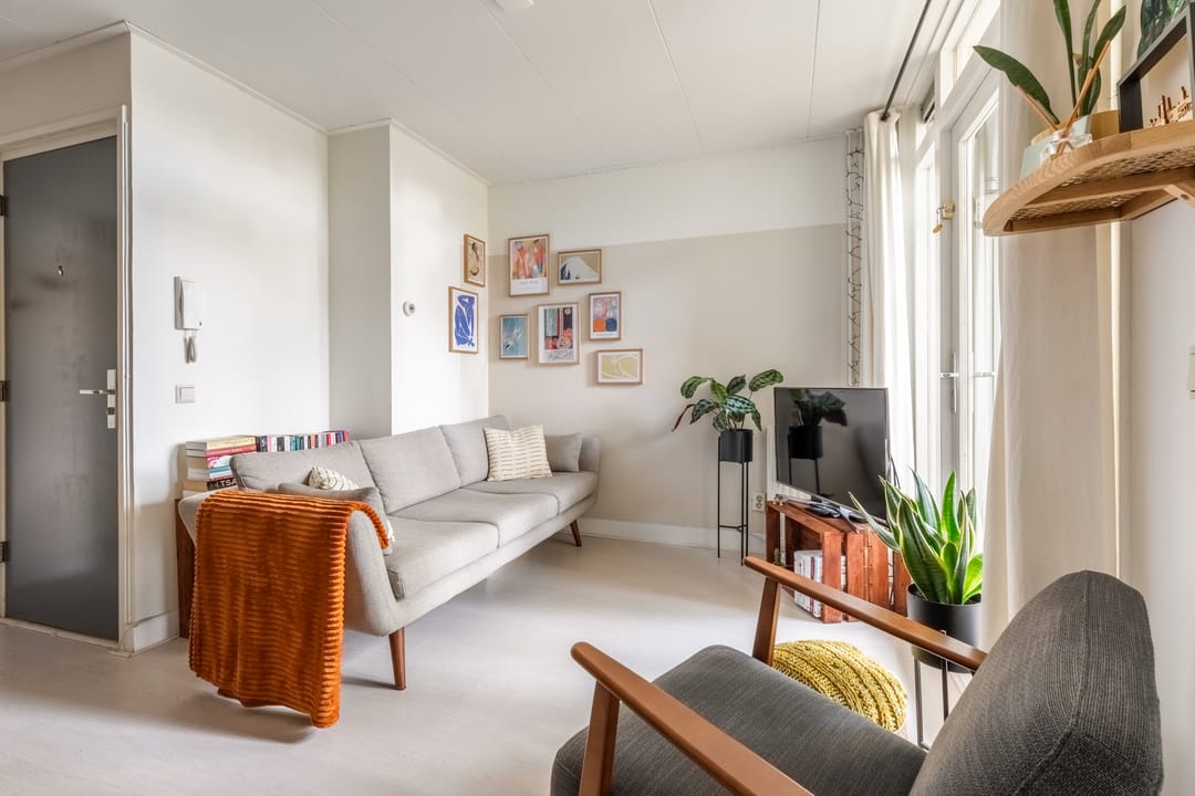 Photo 8 of Van Bossestraat 30-1