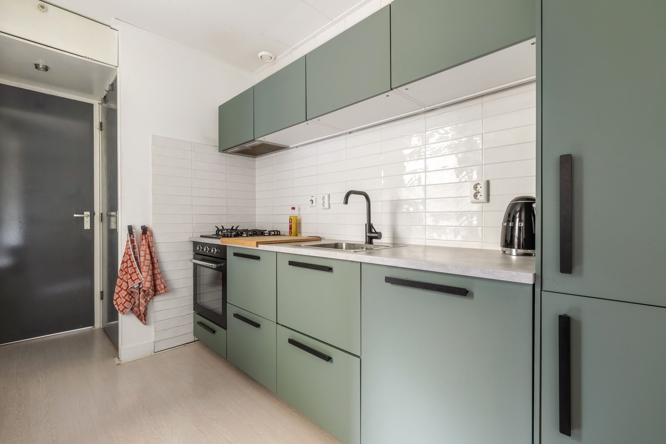 Photo 12 of Van Bossestraat 30-1