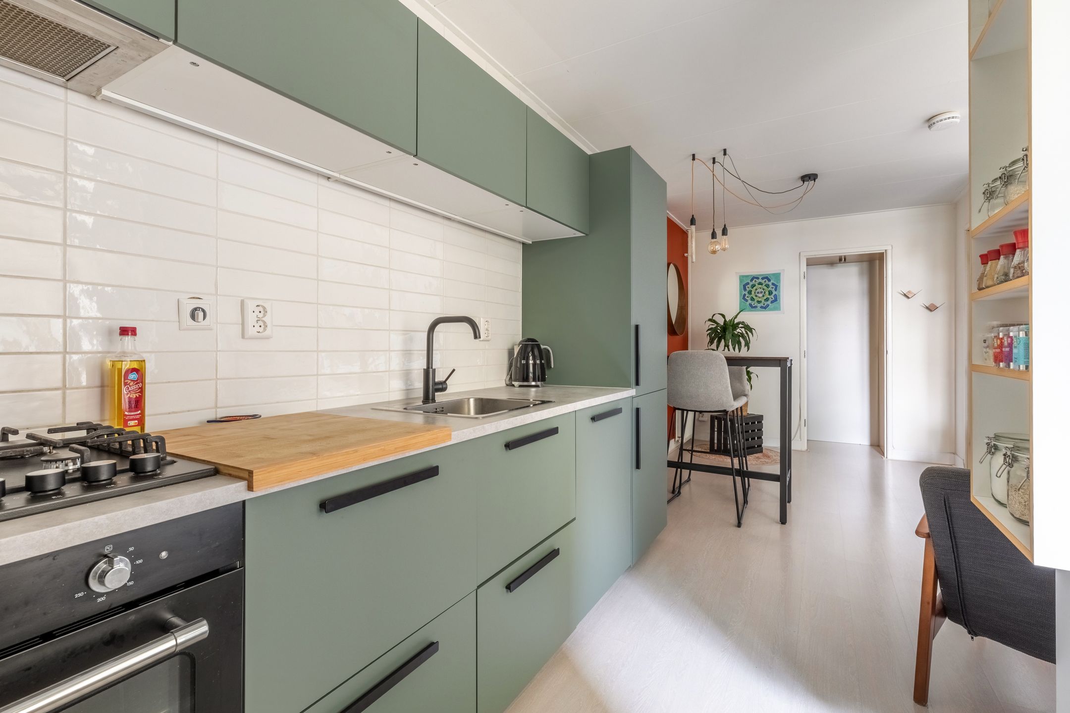 Photo 15 of Van Bossestraat 30-1