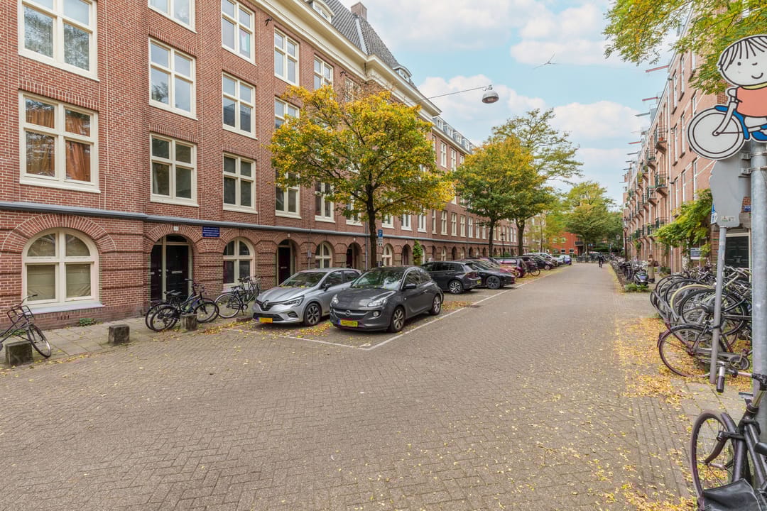 Photo 32 of Van Bossestraat 30-1