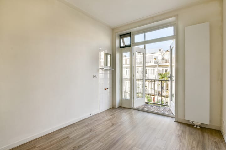 Foto 12 van Eemsstraat 14-2