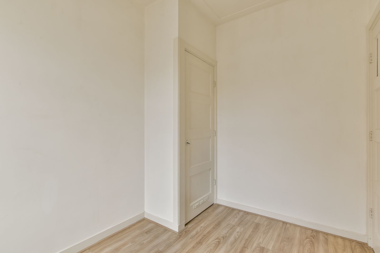 Foto 14 van Eemsstraat 14-2