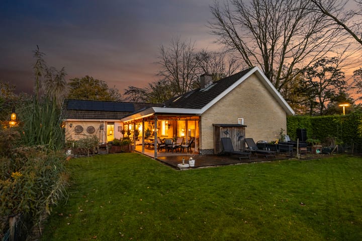 Photo 34 of Dolf Nijhoffstraat 21