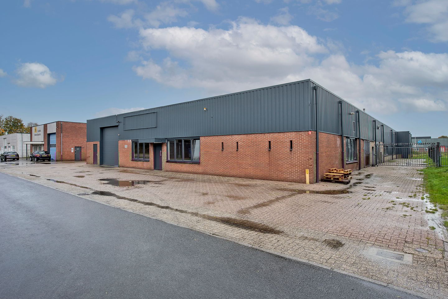 View photo 4 of Van der Hoopweg 5