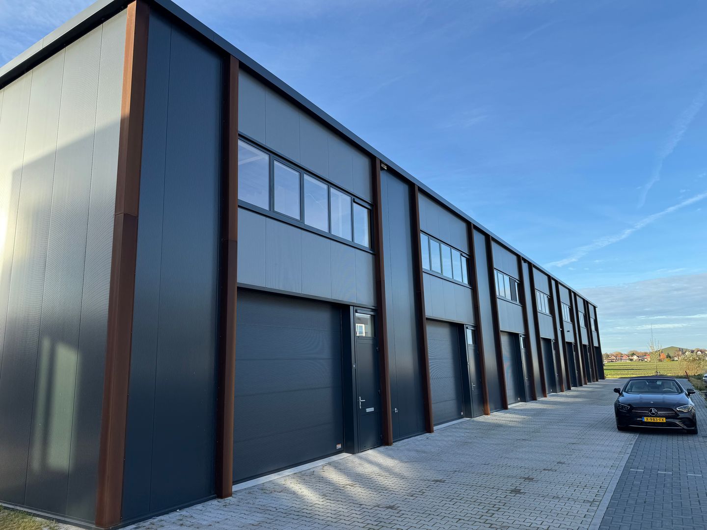 View photo 3 of De Drie Kronen 32