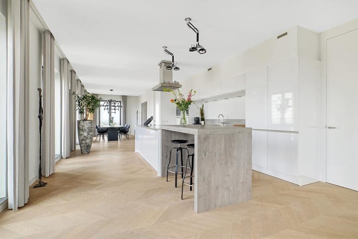 Foto 2 van Gustav Mahlerplein 257