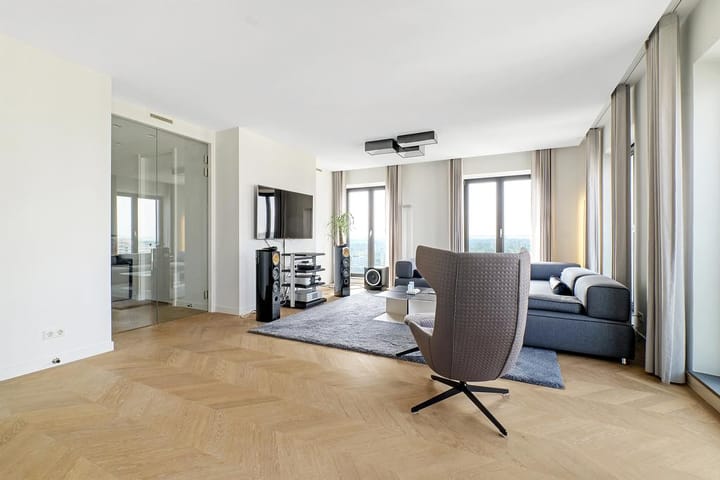 Foto 7 van Gustav Mahlerplein 257