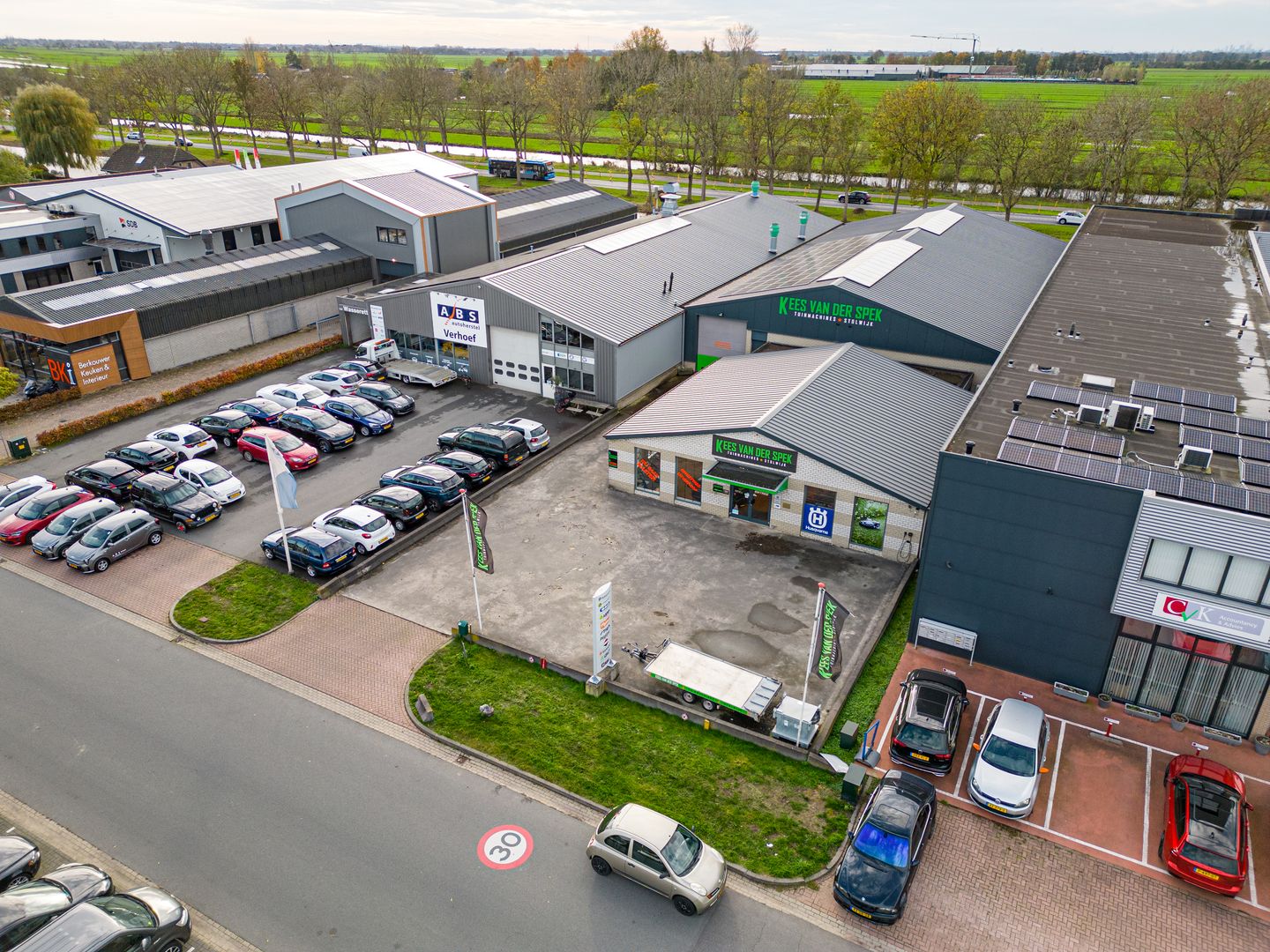 View photo 3 of Nijverheidsweg 22