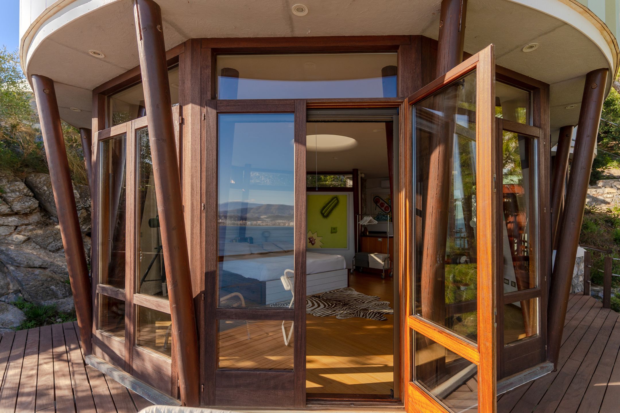 Foto 42 van Luxe villa met zeezicht