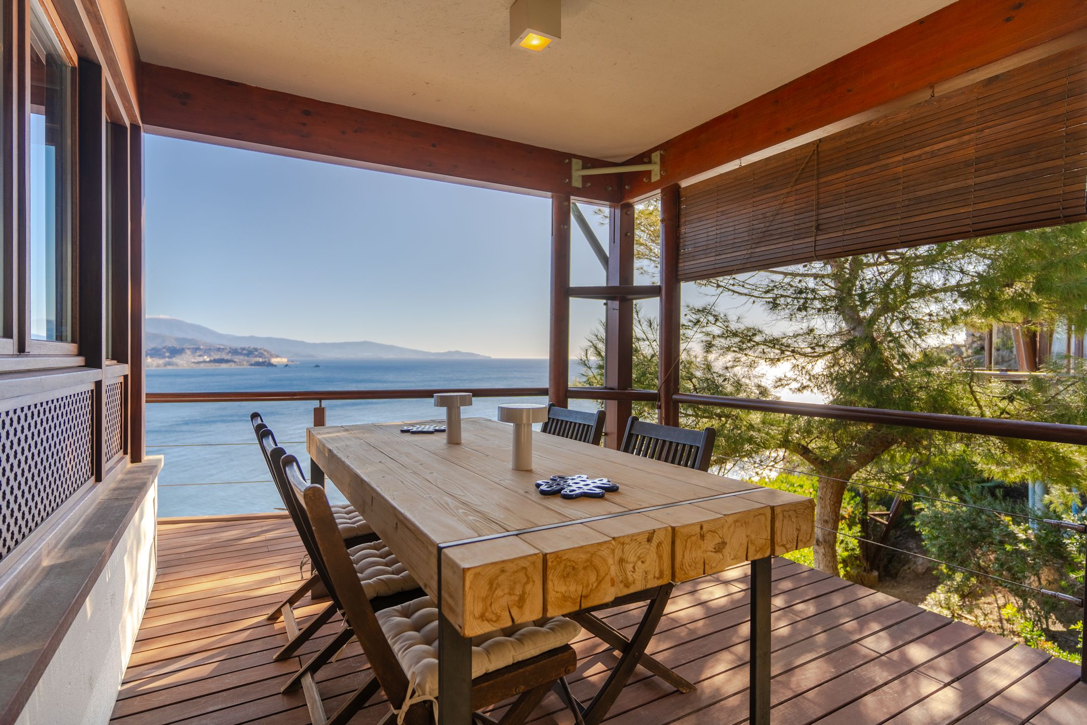 Foto 48 van Luxe villa met zeezicht
