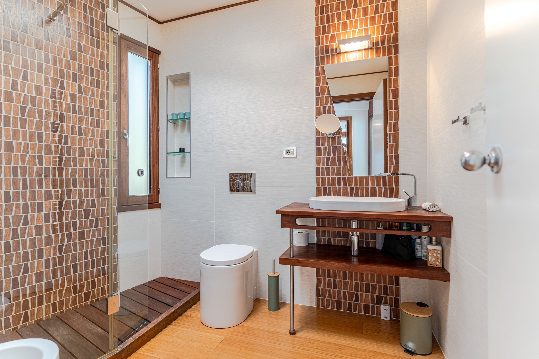 Foto 66 van Luxe villa met zeezicht