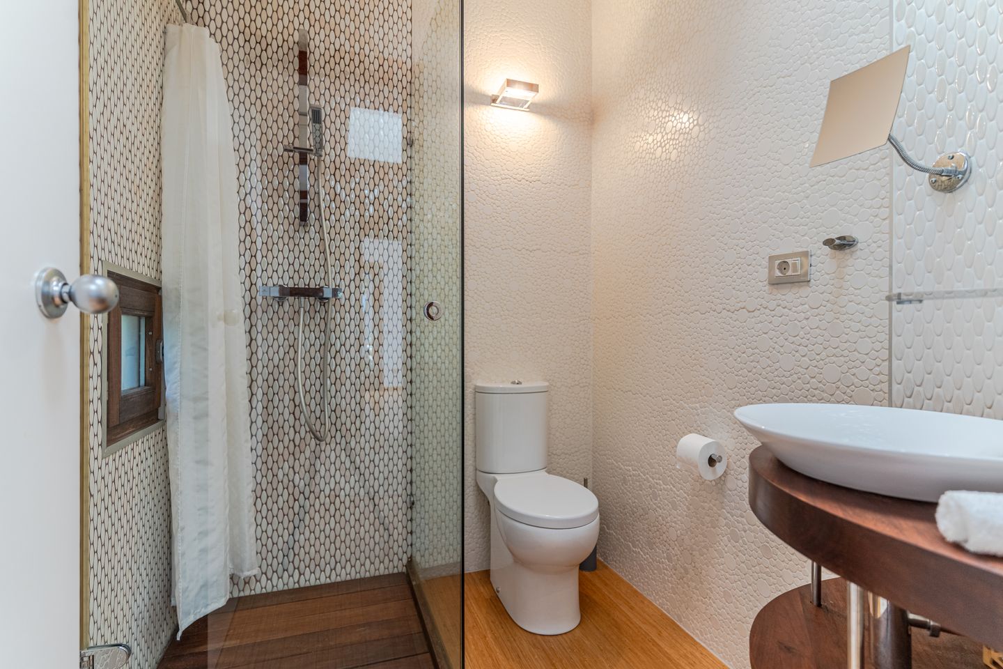 Foto 70 van Luxe villa met zeezicht