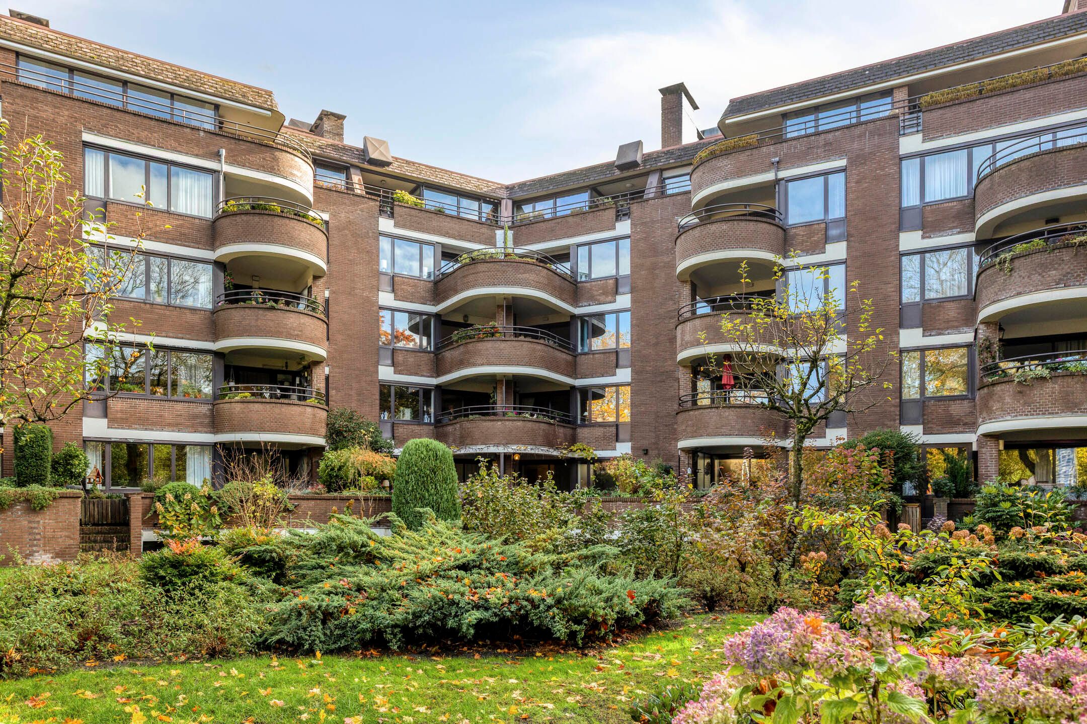 Foto 6 van J.W. Racerstraat 57