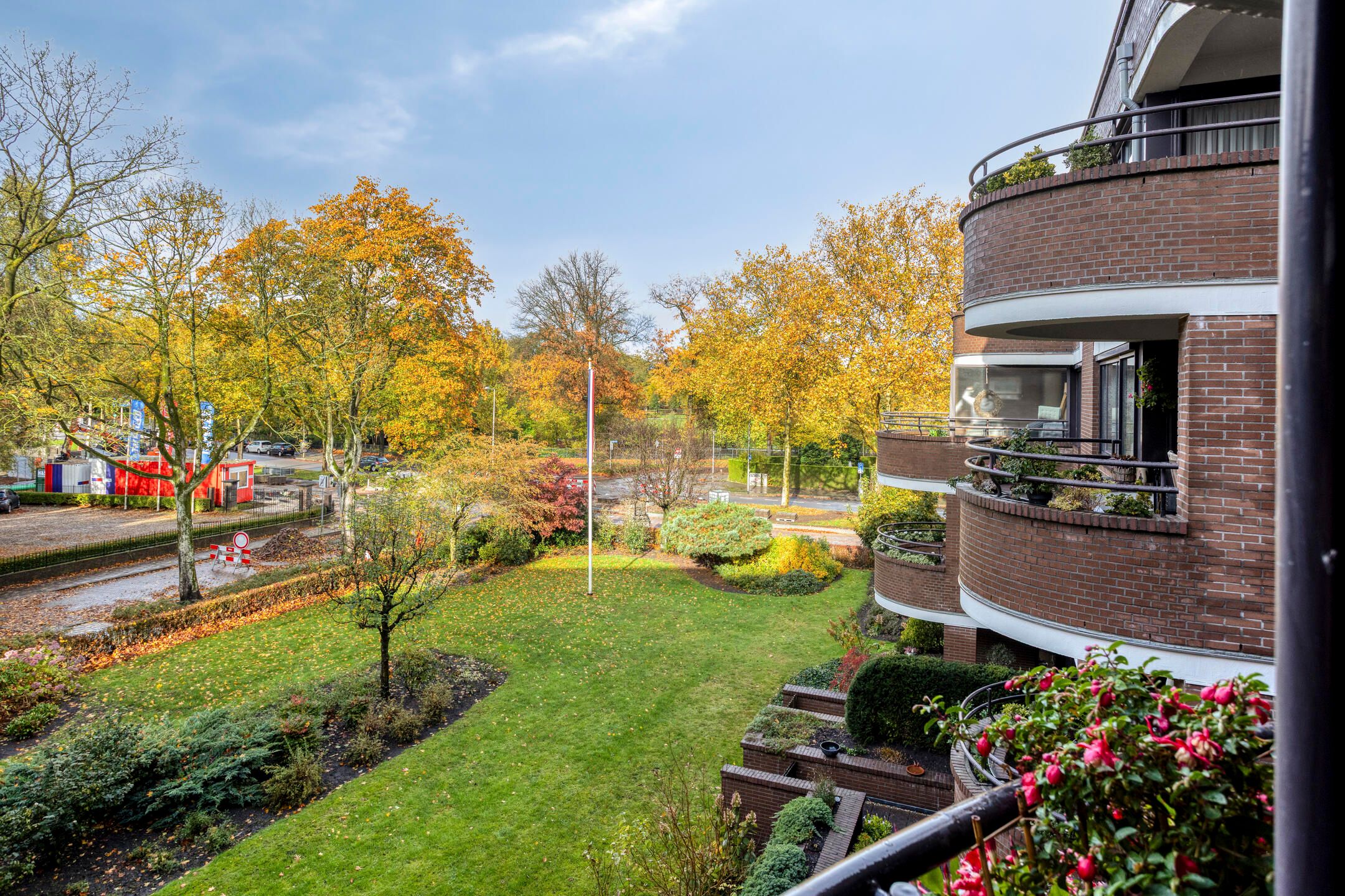 Foto 21 van J.W. Racerstraat 57