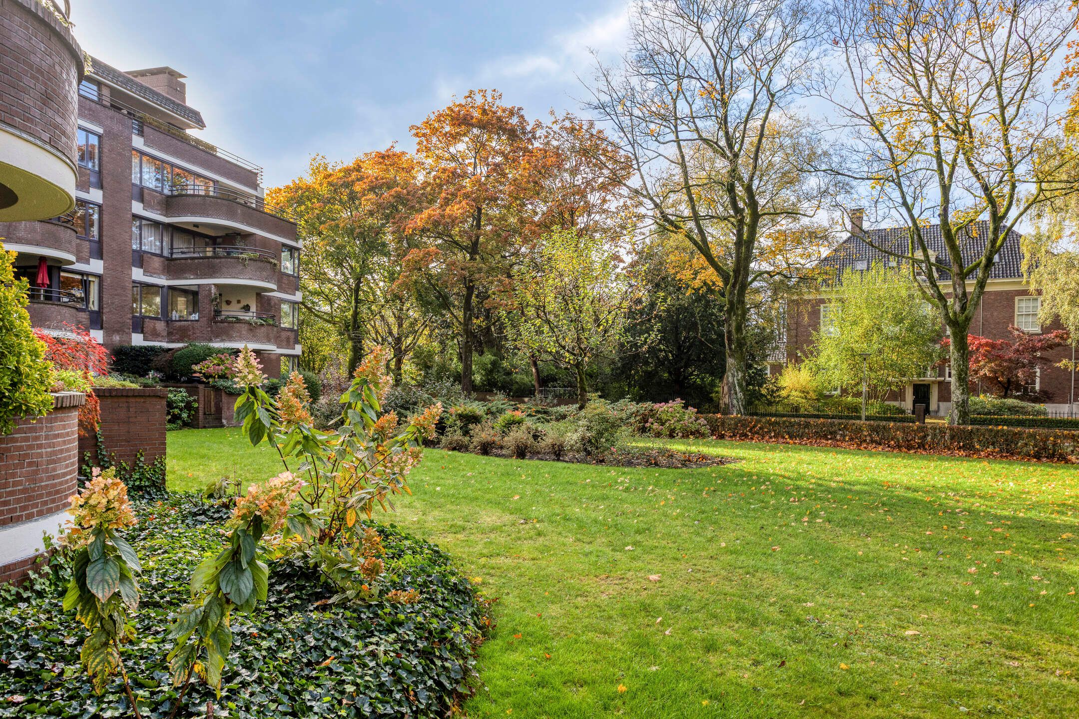 Foto 42 van J.W. Racerstraat 57