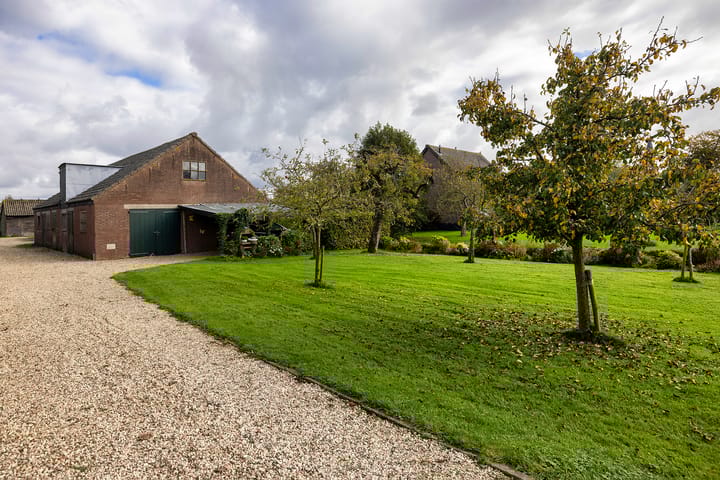 Photo 5 of Laan van Niftarlake 68