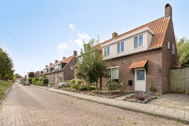 Photo 6 of Elmarestraat 37