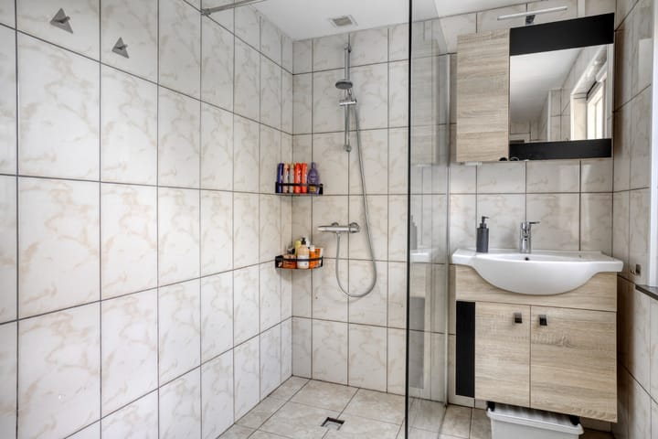 Photo 17 of Elmarestraat 37