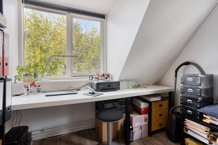 Photo 22 of Elmarestraat 37