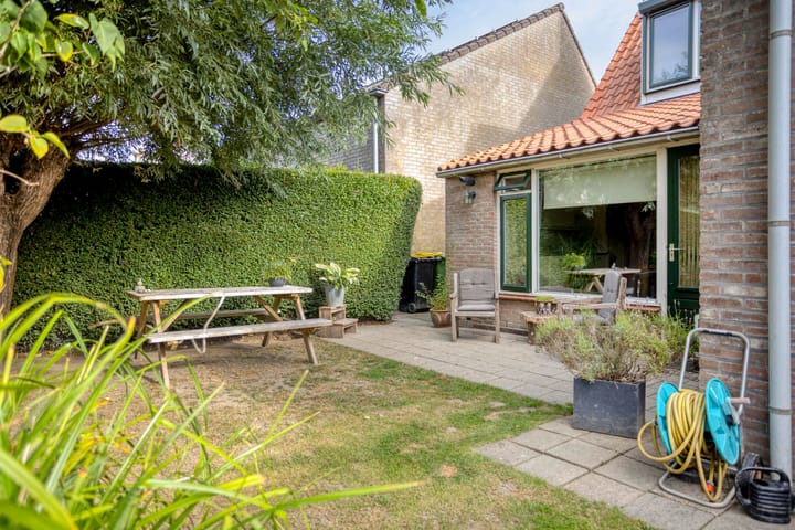 Photo 23 of Elmarestraat 37