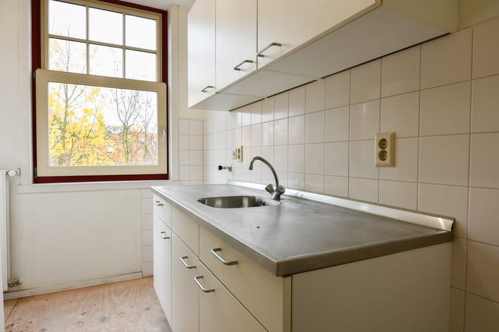 Photo 9 of Zaanstraat 365