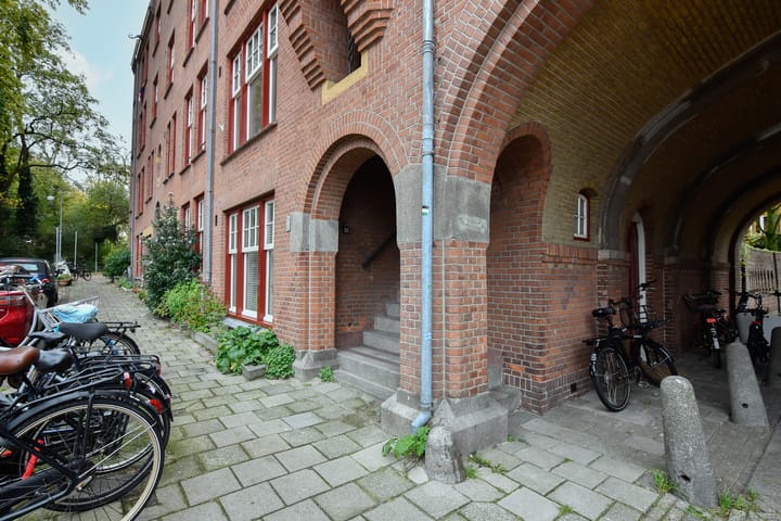 Photo 16 of Zaanstraat 365