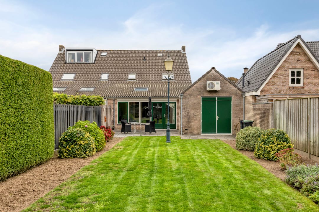 Photo 2 of Pastoor Blommaertstraat 15