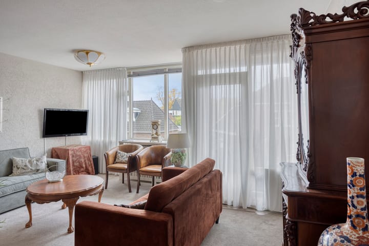 Photo 12 of Gronausestraat 25