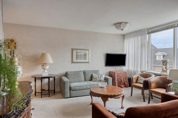 Photo 13 of Gronausestraat 25