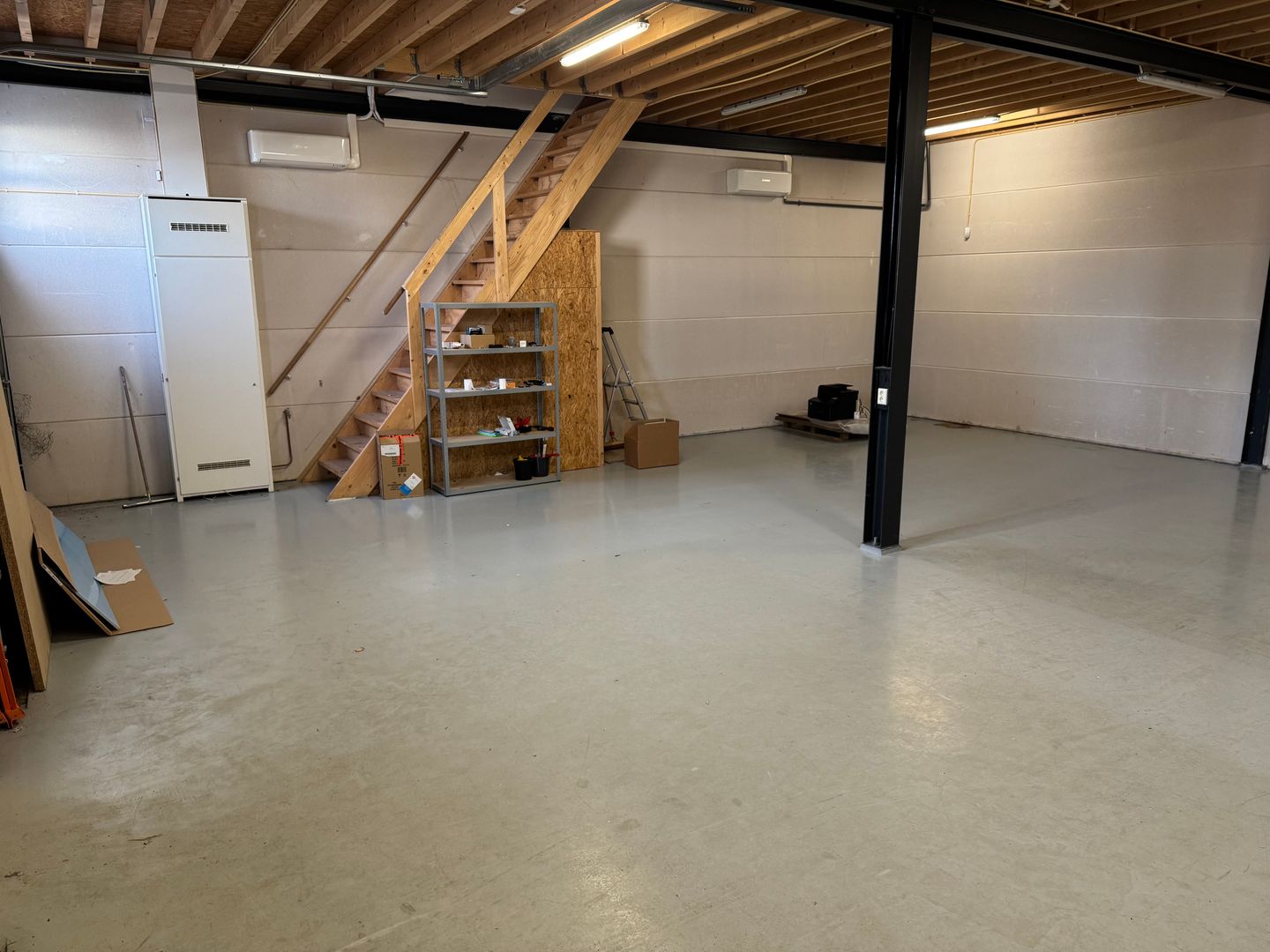 View photo 3 of De Dolfijn 57