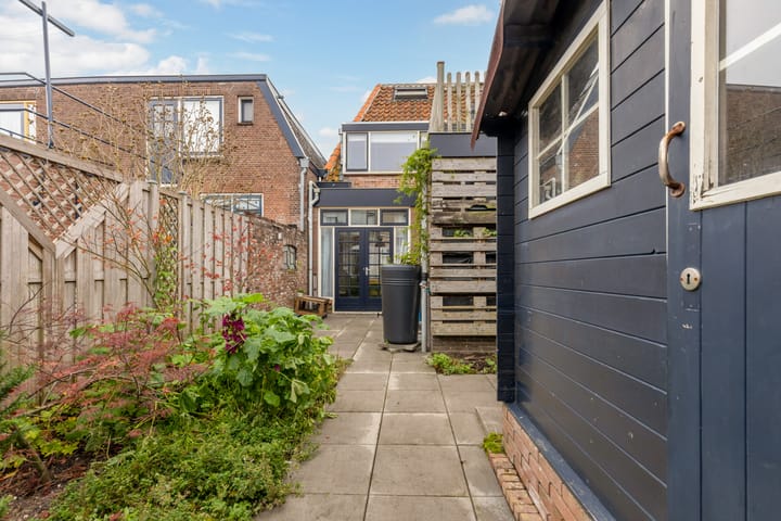 Foto 19 van Van Loonstraat 10