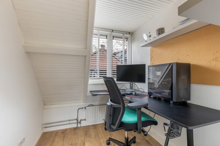 Foto 30 van Van Loonstraat 10