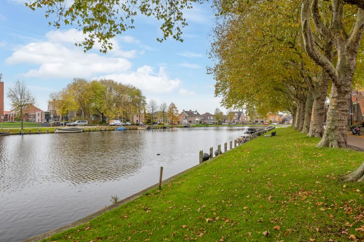 Foto 36 van Van Loonstraat 10