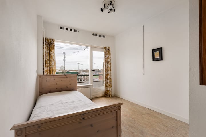 Foto 15 van Laurens Reaellaan 78-III