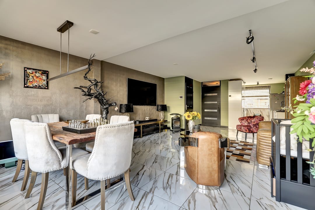 Photo 13 of Zilverschoon 76