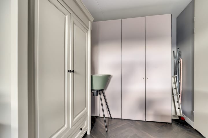 Photo 27 of Zilverschoon 76