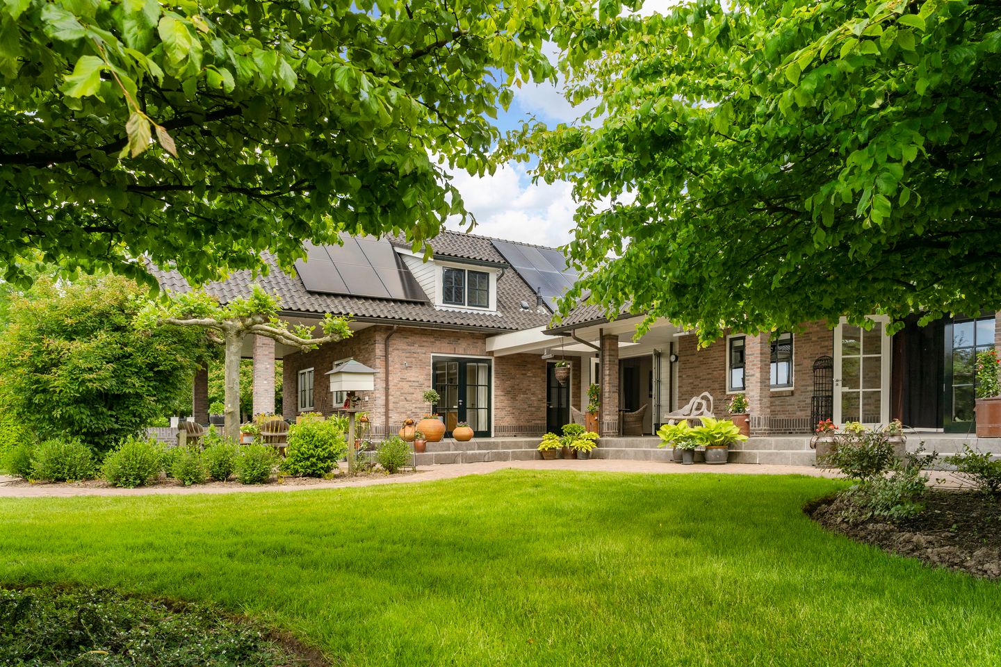 View photo 2 of Bulkseweg 41