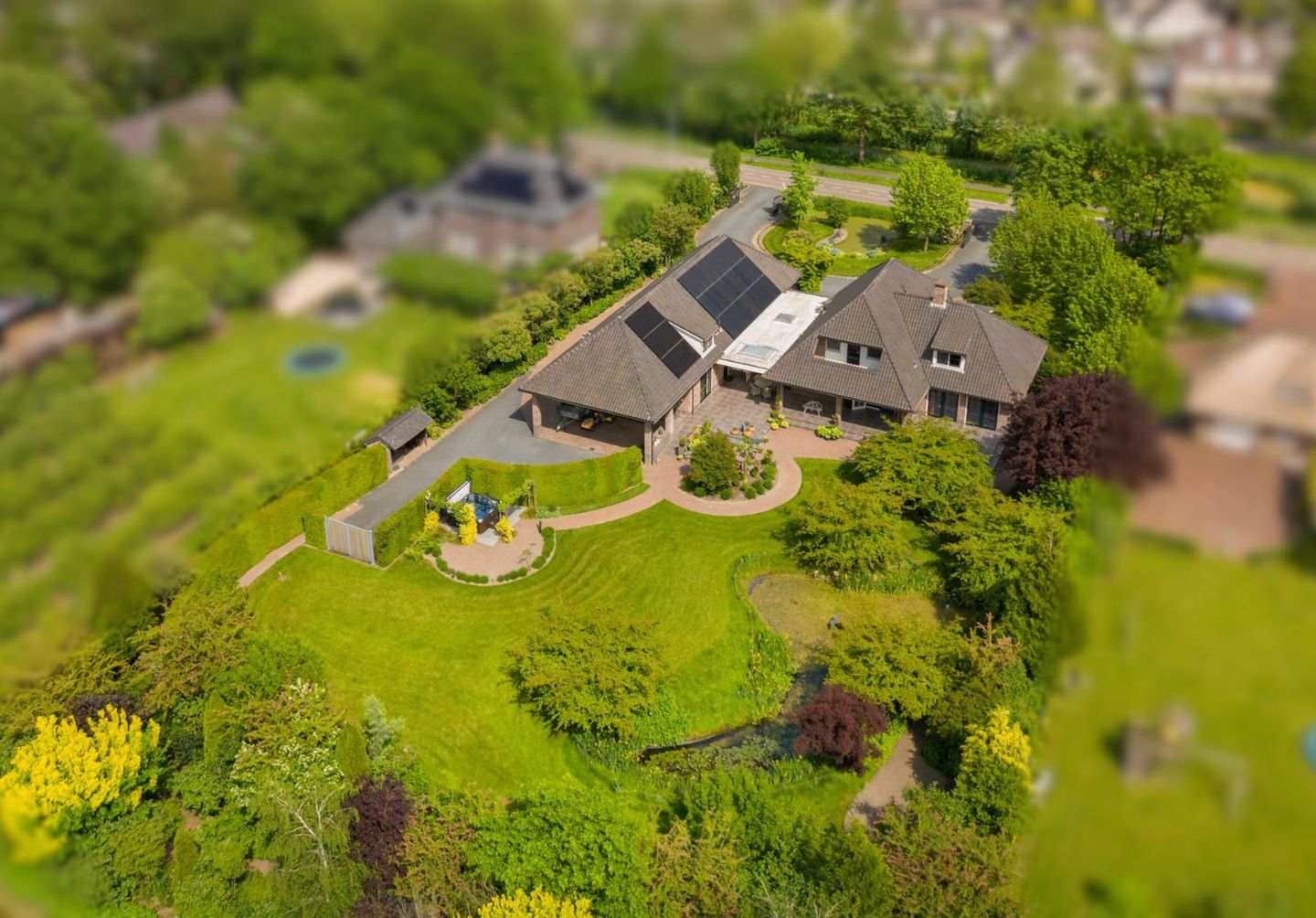 View photo 3 of Bulkseweg 41