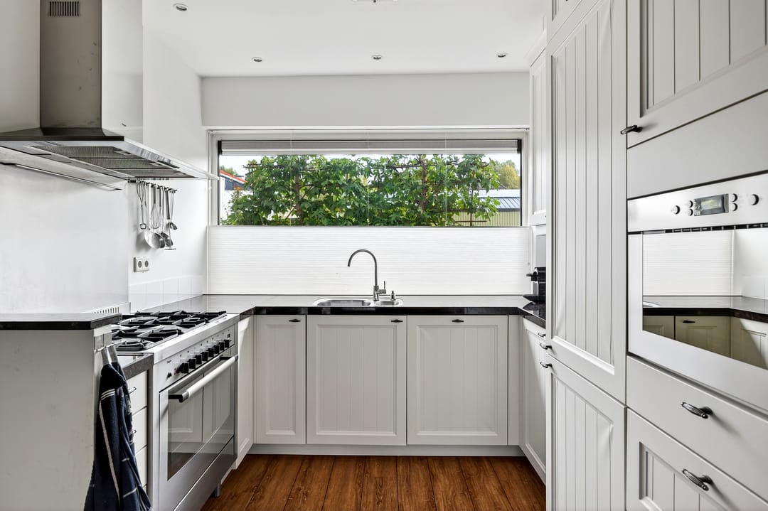 Photo 11 of Wielhovenstraat 54