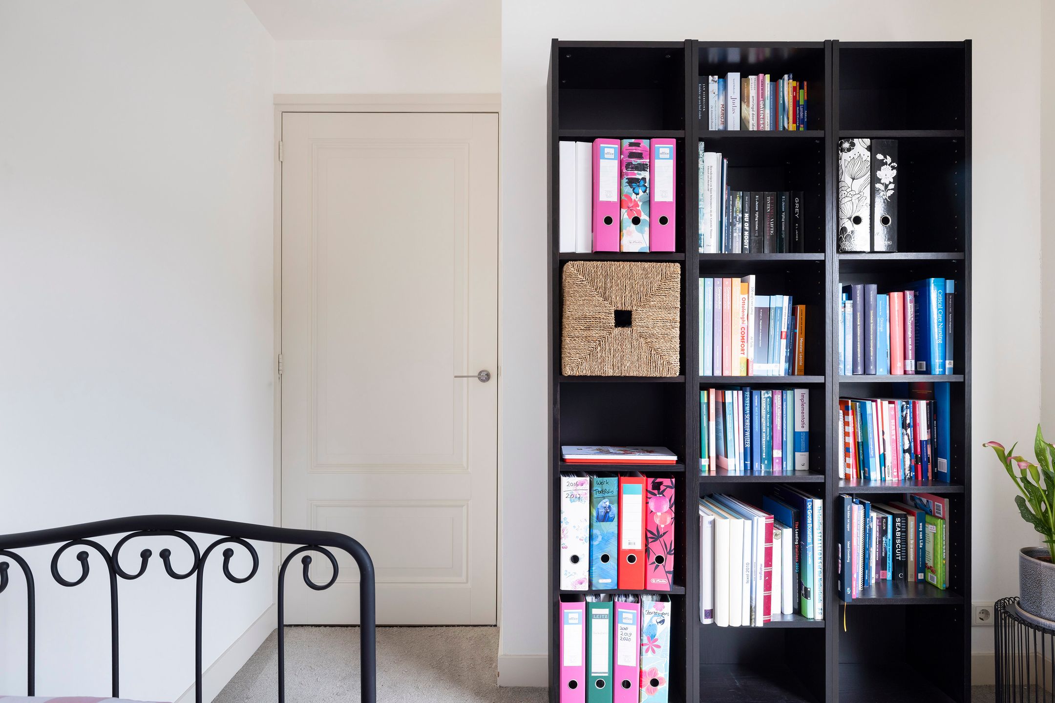 Photo 15 of Wielhovenstraat 54