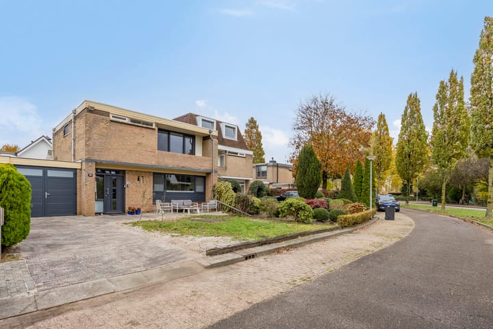 Foto 7 van Burgemeester H Houtkoperlaan 35