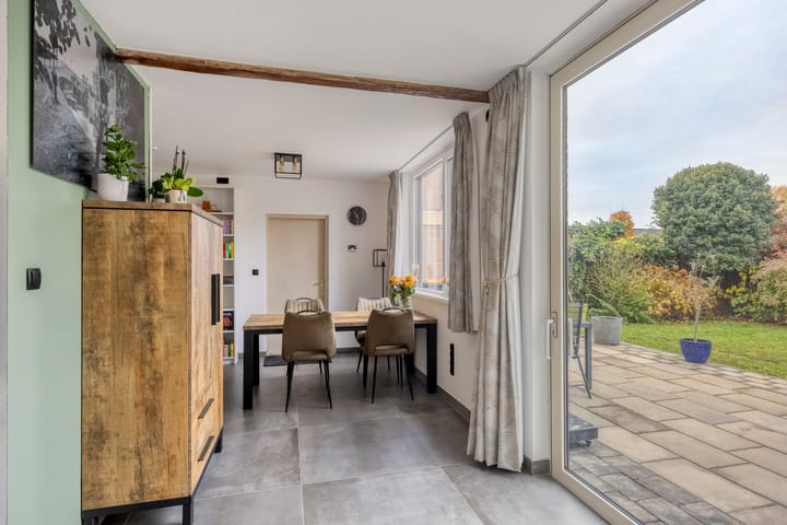 Foto 17 van Burgemeester H Houtkoperlaan 35