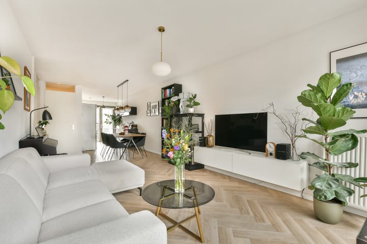 Foto 2 van Julius Pergerstraat 230